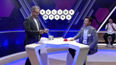 Aynı haklardan yararlanan, aynı düzeyde olan kimse