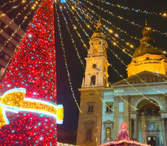 Budapeşte merkezdeki en büyük yıl başı pazarı