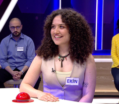 Hareket hâlinde olan, etkin