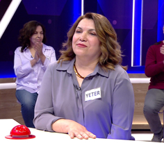 Dantel ya da nakış ipliği yumağı