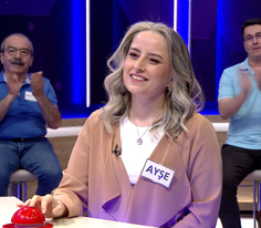 İnsanın ayak bileğindeki çıkıntılı kemik
