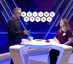 Mecaz anlamda "minnet altında kalan"