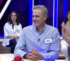 Konuşma ve yürüme evresine gelmemiş küçük birey