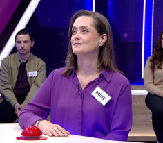 Yüzme sırasında rahatlık ve koruma sağlayan başlık