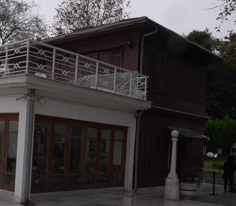 Yalova’nın Sembol Yapısı Yürüyen Köşk Rehber’de