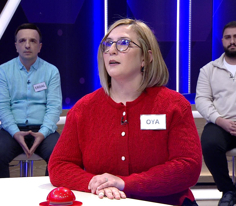 Bir eksenin döndürdüğü tekerlek biçimindeki makine parçası