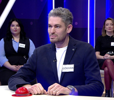 Yarışma gibi etkinliklerde başarılı olanları seçmek için oluşturulmuş heyet