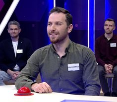 Bazı hayvanların vücutlarını kaplayan tüylü deri