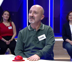 Eski zamanlarda "öpücük" anlamında kullanılan bir kelime