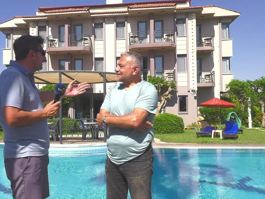 Evcil hayvanıyla seyahat etmek isteyen gezginler için Fethiye'de konaklama seçenekleri neler?