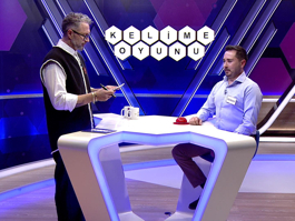 Arazi üzerinde seçilmiş bir işaret noktasının düşeyini gösteren, geometrik biçimli tahta