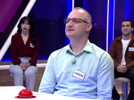 Edebiyatla uğraşan ve bu alanda eser veren kimse