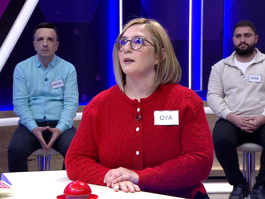 Bir eksenin döndürdüğü tekerlek biçimindeki makine parçası