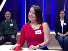 Gür, uzun ve yanaklara doğru kıvrık olan bıyık türü