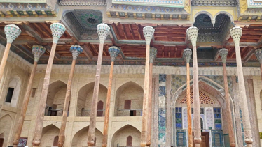 Bolo Hauz Camii