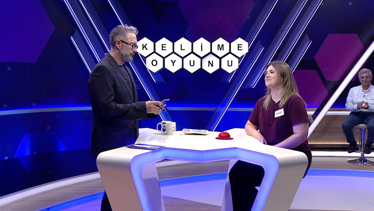 Mecaz anlamda "minnet altında kalan"