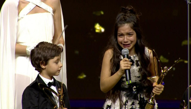 Pantene Altın Kelebek Ödülleri Yıldızı parlayan minikler gözyaşlarına boğuldu! 
