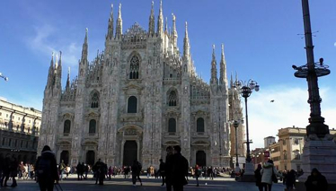 Çok Gezenti  Milano Katedrali