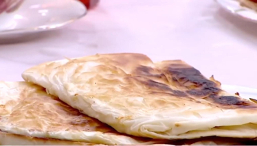 Baklavalık Yufkadan Lorlu Gözleme Tarifi