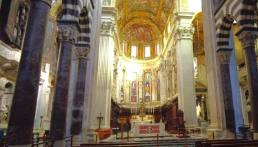 Çok Gezenti  San Lorenzo Katedrali