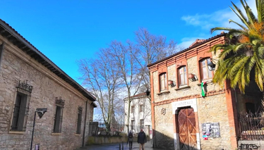 Çok Gezenti  8.yüzyıl - 11.yüzyıl arası sadece ahşap kulübelerin olduğu bir köy 'Gasteiz'