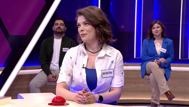 Kelime Oyunu "Bol miktarda, çok fazla olan" anlamına gelen bir söz
