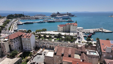 Çok Gezenti Split Fragman