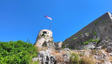 Çok Gezenti Hırvatistan’ın Görkemli Kalesi Klis
