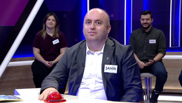 Kelime Oyunu Mecaz anlamda "iki şeyin ortasında kalan yer"