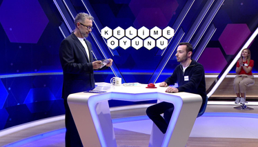 Kelime Oyunu Göze çarpacak büyüklükte, sembol niteliğinde olan yapı