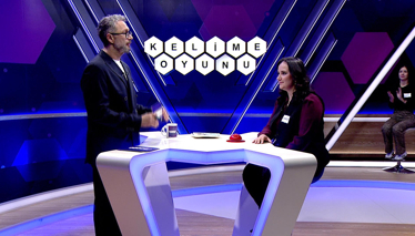 Kelime Oyunu Alt tarafı çan şeklinde genişleyen bir etek türü