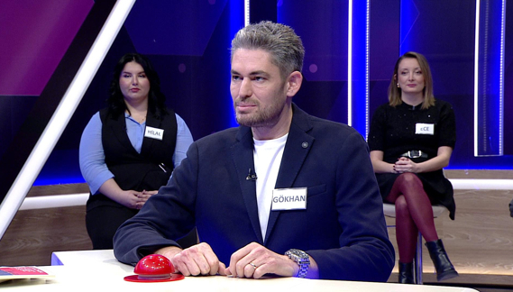 Yarışma gibi etkinliklerde başarılı olanları seçmek için oluşturulmuş heyet