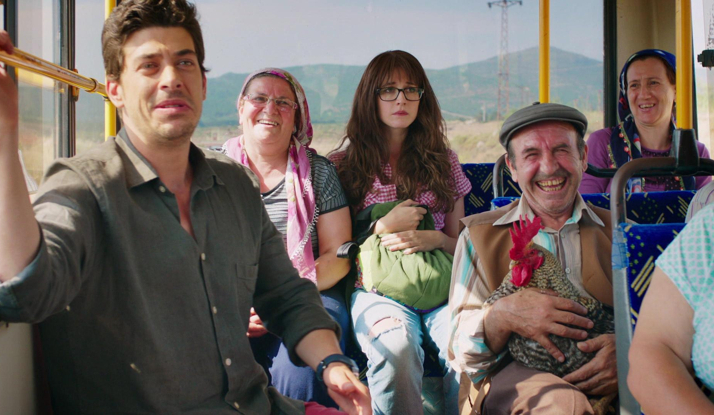 Kalbim Ege'de Kaldı 2.Bölüm'den en komik anlar!