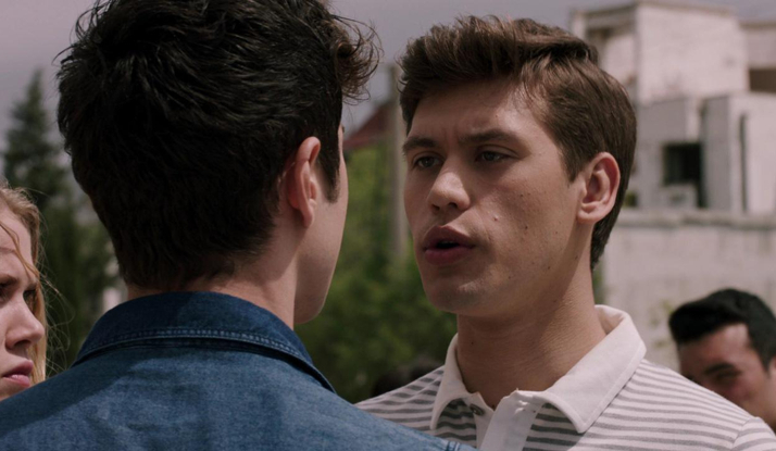 Ateş babasını yakıyor!