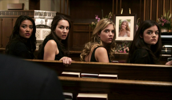 Pretty Little Liars 1. Sezon Foto Galeri