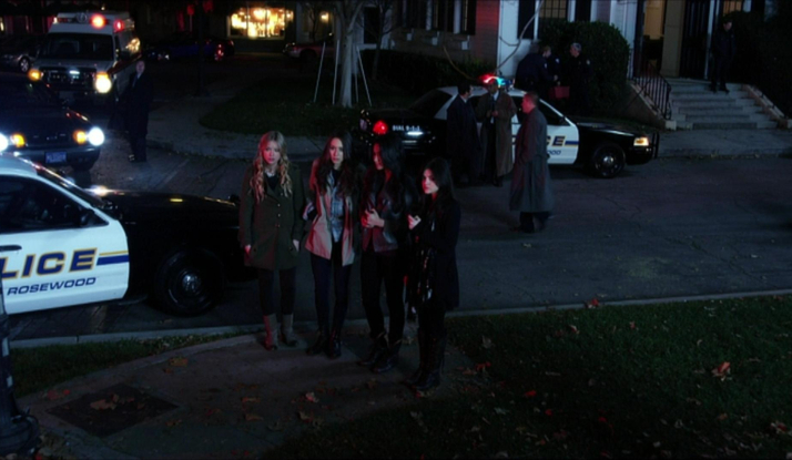 Pretty Little Liars 1. Sezon Foto Galeri