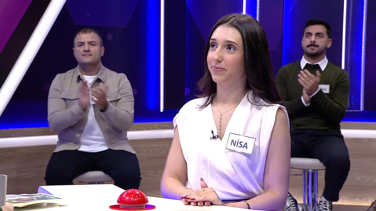 Yaşça daha küçük olan